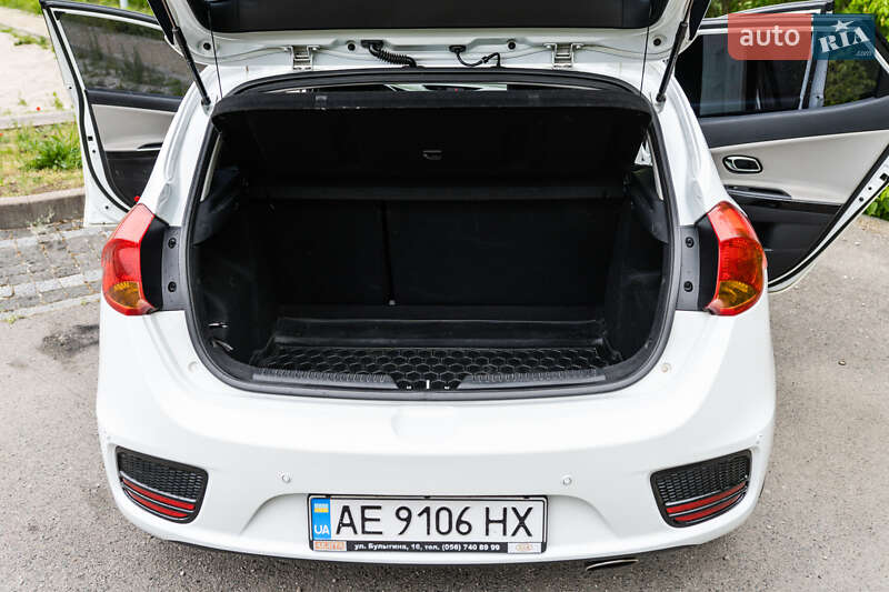 Хэтчбек Kia Ceed 2016 в Днепре фото 21 Хэтчбек Kia Ceed 2016 в Днепре