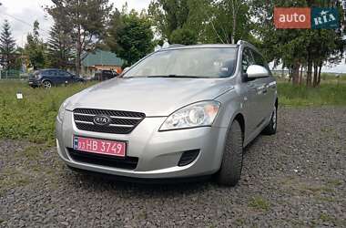Универсал Kia Ceed 2008 в Луцке
