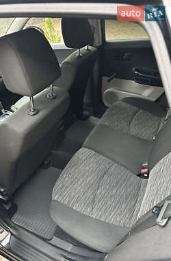 Хетчбек Kia Ceed 2009 в 