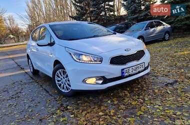 Хетчбек Kia Ceed 2015 в 