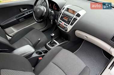 Хетчбек Kia Ceed 2007 в 