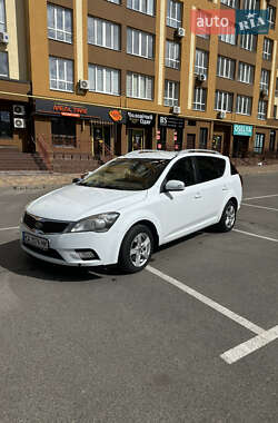 Универсал Kia Ceed 2010 в Киеве