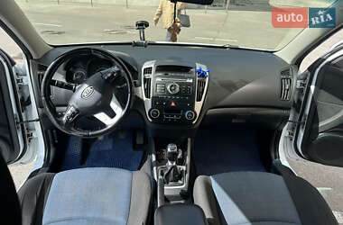 Универсал Kia Ceed 2010 в 