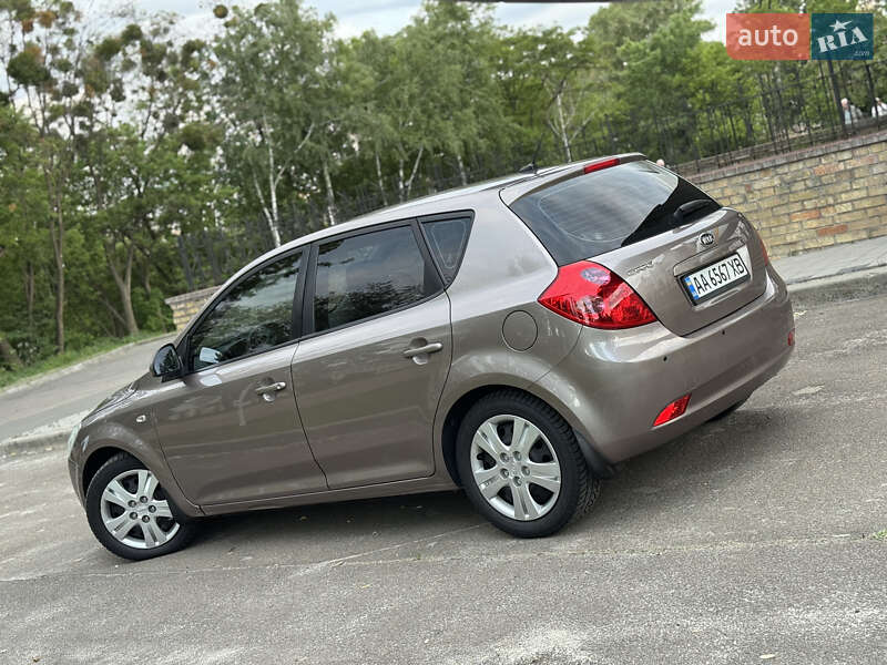 Универсал Kia Ceed 2007 в Киеве