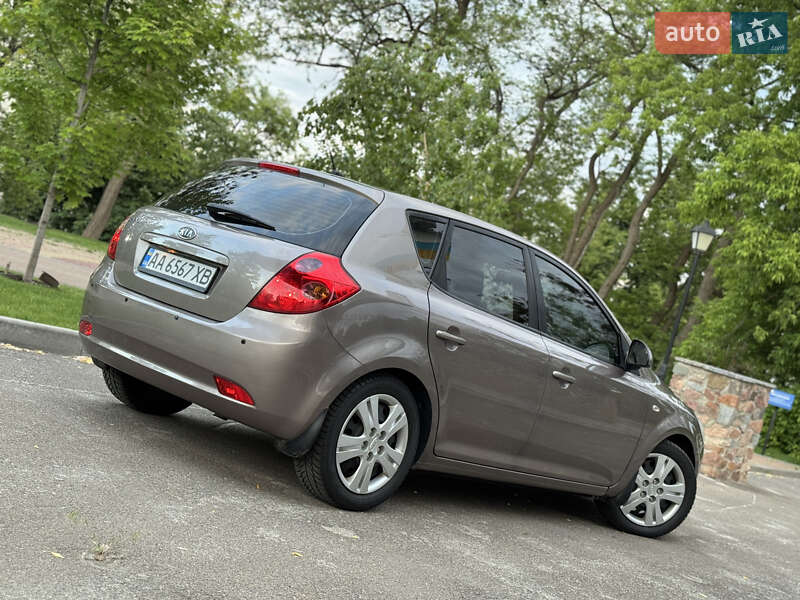 Универсал Kia Ceed 2007 в Киеве