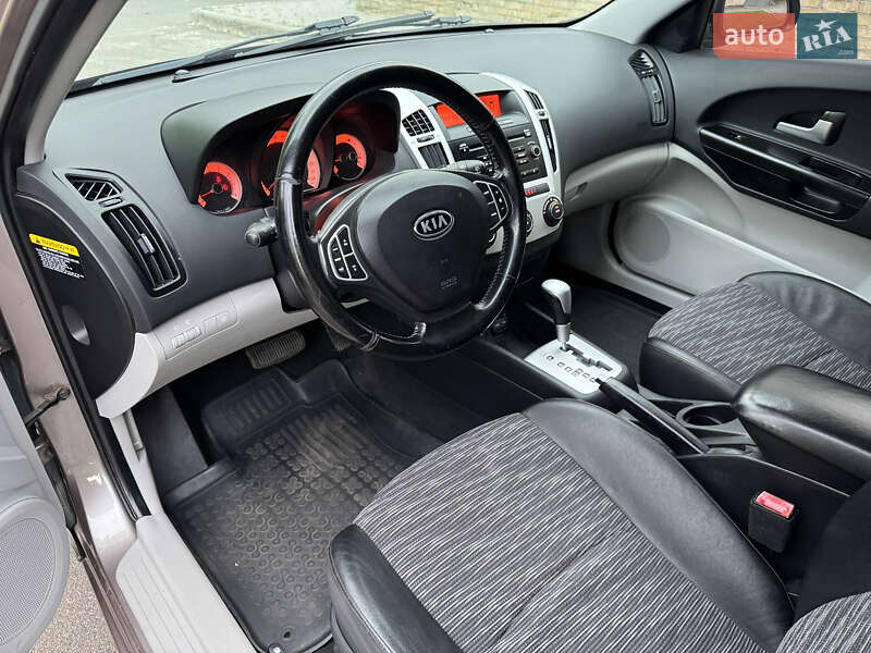 Универсал Kia Ceed 2007 в Киеве
