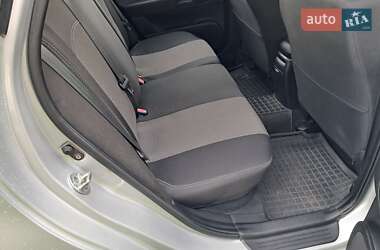 Хетчбек Kia Ceed 2010 в 