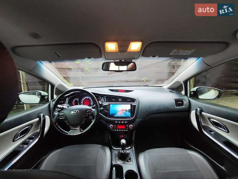 Хэтчбек Kia Ceed 2016 в Днепре фото 10 Хэтчбек Kia Ceed 2016 в Днепре