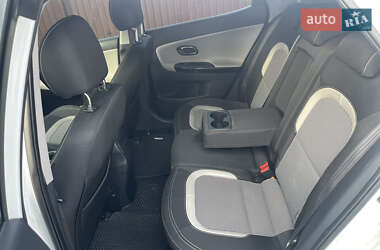 Хэтчбек Kia Ceed 2018 в 