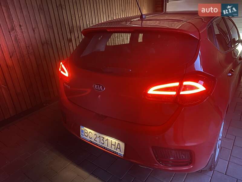 Хэтчбек Kia Ceed 2017 в Стрые