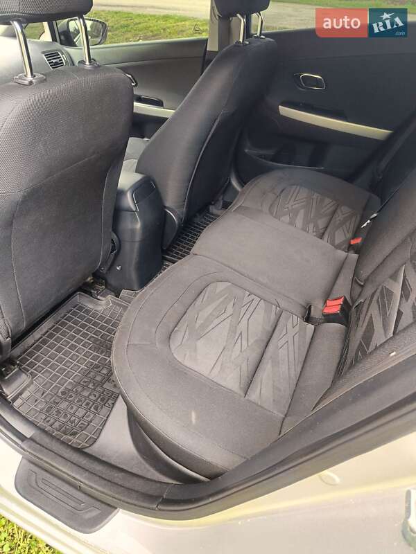 Универсал Kia Ceed 2013 в Ровно