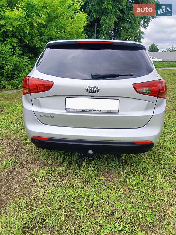 Универсал Kia Ceed 2013 в Ровно