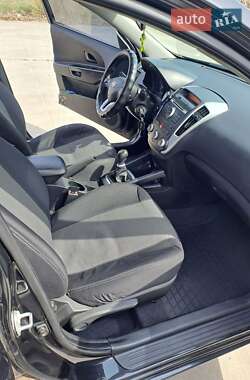 Универсал Kia Ceed 2011 в Краснограде