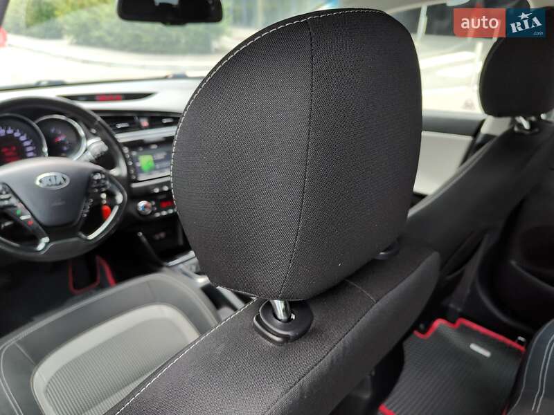 Универсал Kia Ceed 2016 в Киеве
