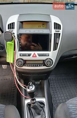 Универсал Kia Ceed 2008 в 