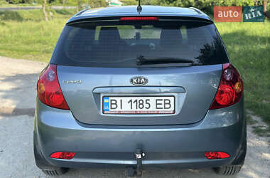 Хэтчбек Kia Ceed 2007 в 