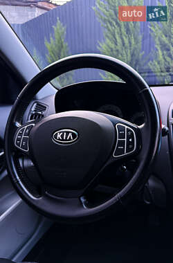 Хэтчбек Kia Ceed 2007 в 
