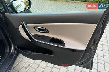 Хэтчбек Kia Ceed 2013 в 