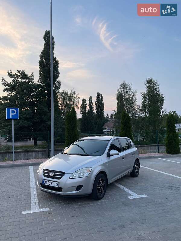 Хетчбек Kia Ceed 2007 в Кременчуці