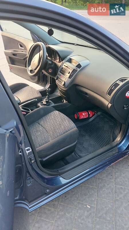Универсал Kia Ceed 2008 в Ивано-Франковске