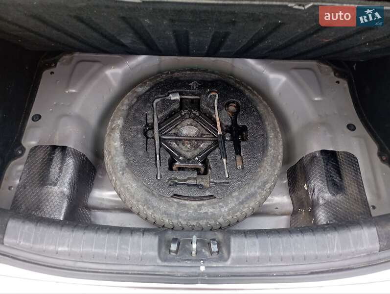 Хэтчбек Kia Ceed 2007 в Запорожье