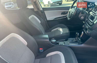 Хэтчбек Kia Ceed 2013 в 