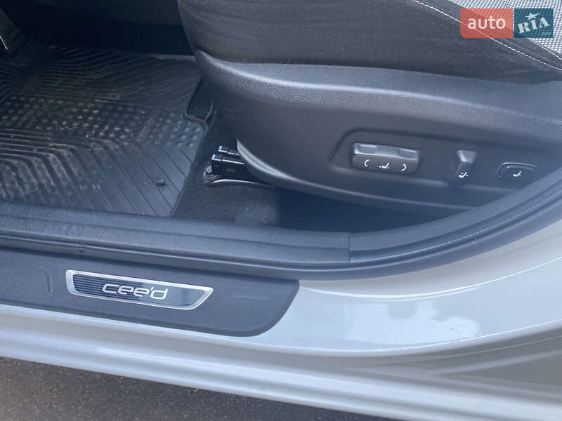 Універсал Kia Ceed 2016 в Полтаві