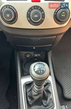 Хэтчбек Kia Ceed 2007 в 