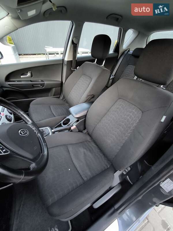 Хэтчбек Kia Ceed 2008 в Виноградове