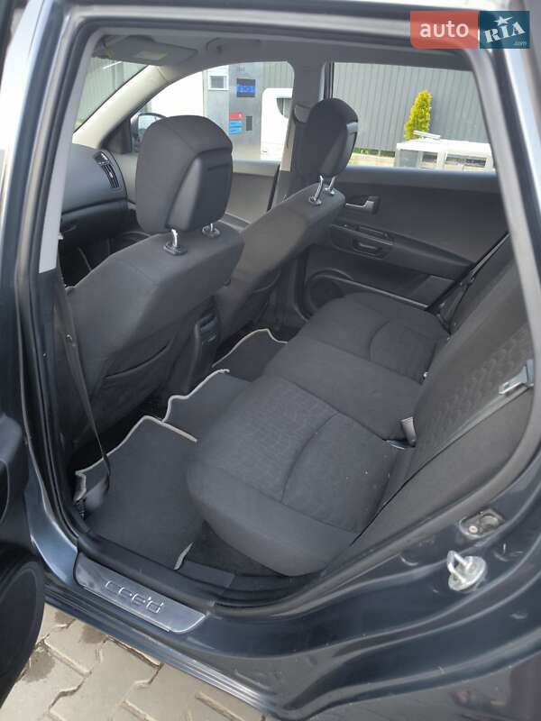 Хэтчбек Kia Ceed 2008 в Виноградове
