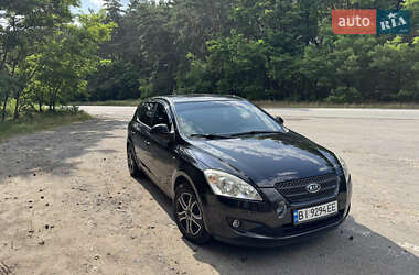 Хэтчбек Kia Ceed 2007 в Кременчуге