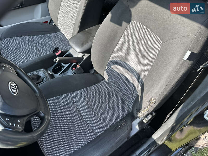 Универсал Kia Ceed 2008 в Трускавце