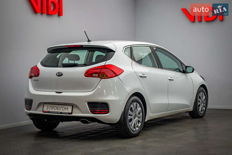 Хетчбек Kia Ceed 2016 в Києві