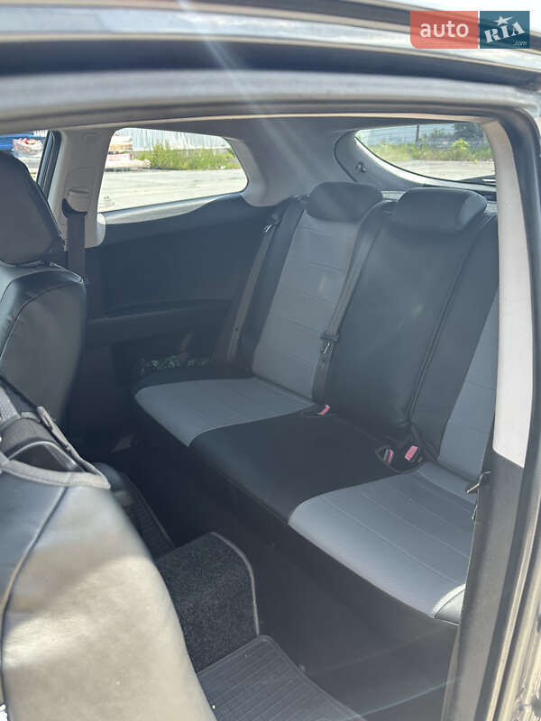 Хэтчбек Kia Ceed 2008 в Киеве фото 12 Хэтчбек Kia Ceed 2008 в Киеве