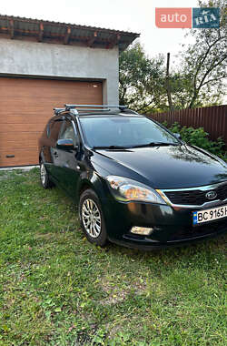Універсал Kia Ceed 2010 в Стрию