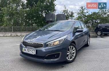 Хэтчбек Kia Ceed 2017 в Киеве