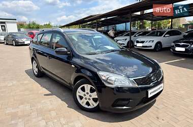 Универсал Kia Ceed 2010 в Кривом Роге