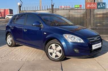 Хетчбек Kia Ceed 2008 в Києві