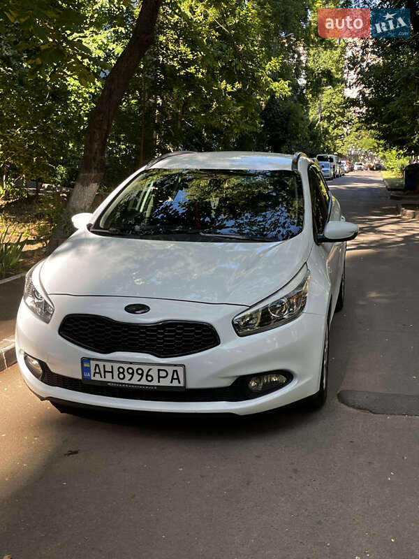 Универсал Kia Ceed 2013 в Одессе фото 11 Универсал Kia Ceed 2013 в Одессе