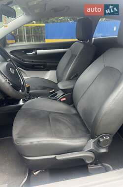 Хэтчбек Kia Ceed 2008 в 