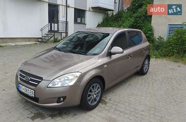 Хэтчбек Kia Ceed 2007 в Чорткове