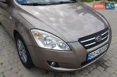 Хетчбек Kia Ceed 2007 в 