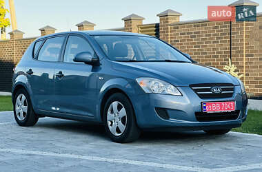 Хетчбек Kia Ceed 2009 в Луцьку