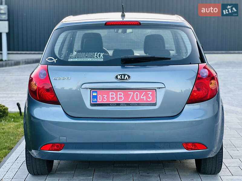 Хэтчбек Kia Ceed 2009 в Луцке