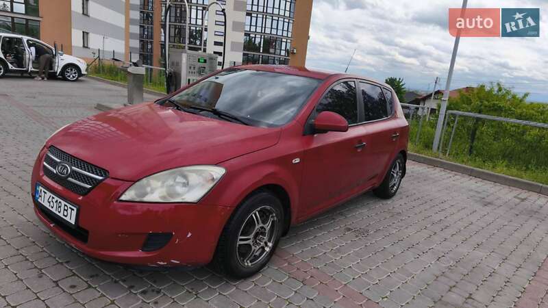 Хетчбек Kia Ceed 2008 в Івано-Франківську