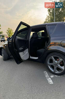 Хэтчбек Kia Ceed 2008 в 