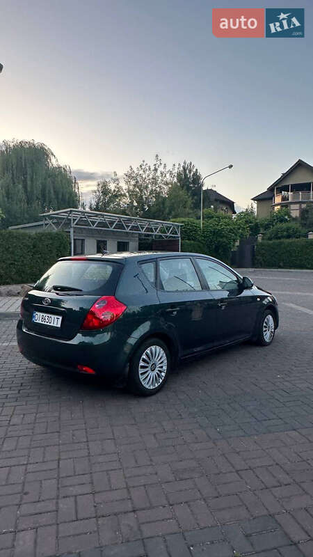 Хэтчбек Kia Ceed 2009 в Нововолынске фото 5 Хэтчбек Kia Ceed 2009 в Нововолынске