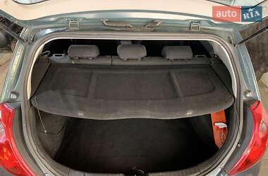 Хэтчбек Kia Ceed 2009 в 