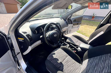 Хетчбек Kia Ceed 2009 в 