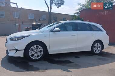 Универсал Kia Ceed 2023 в 